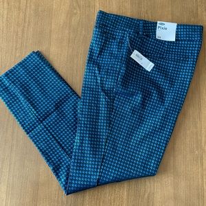 Old Navy Pixie Pant